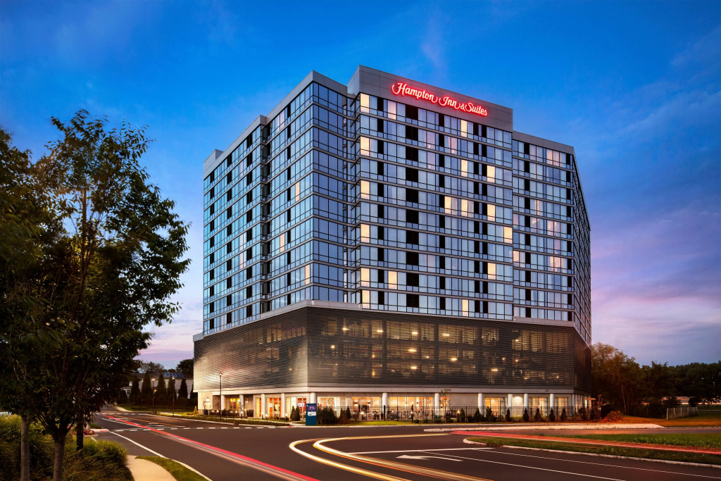 photo 1 of Hampton Inn & Suites Teaneck Glenpointe