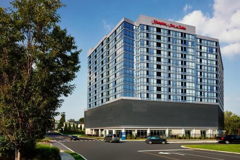 photo 1 of Hampton Inn & Suites Teaneck Glenpointe
