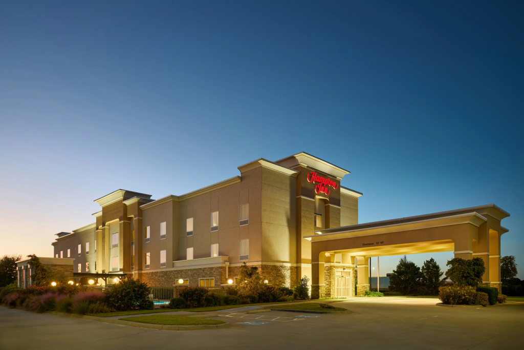 photo 1 of Hampton Inn Vernon
