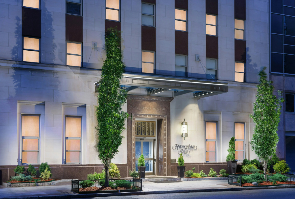 photo 1 of Hampton Inn Washington, D.C./White House