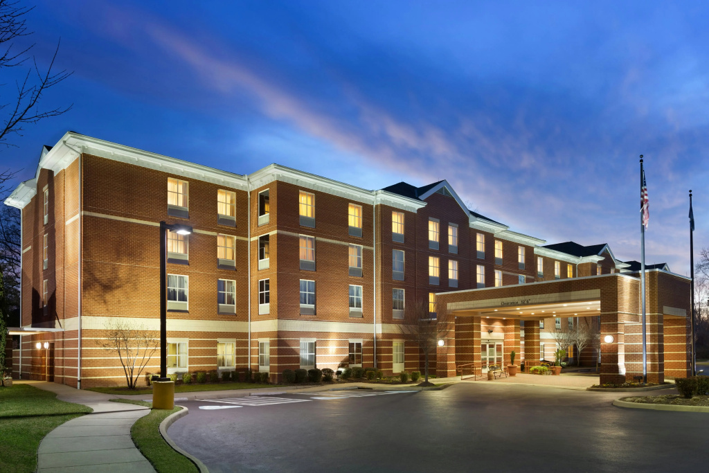 photo 1 of Hampton Inn & Suites Williamsburg Historic District