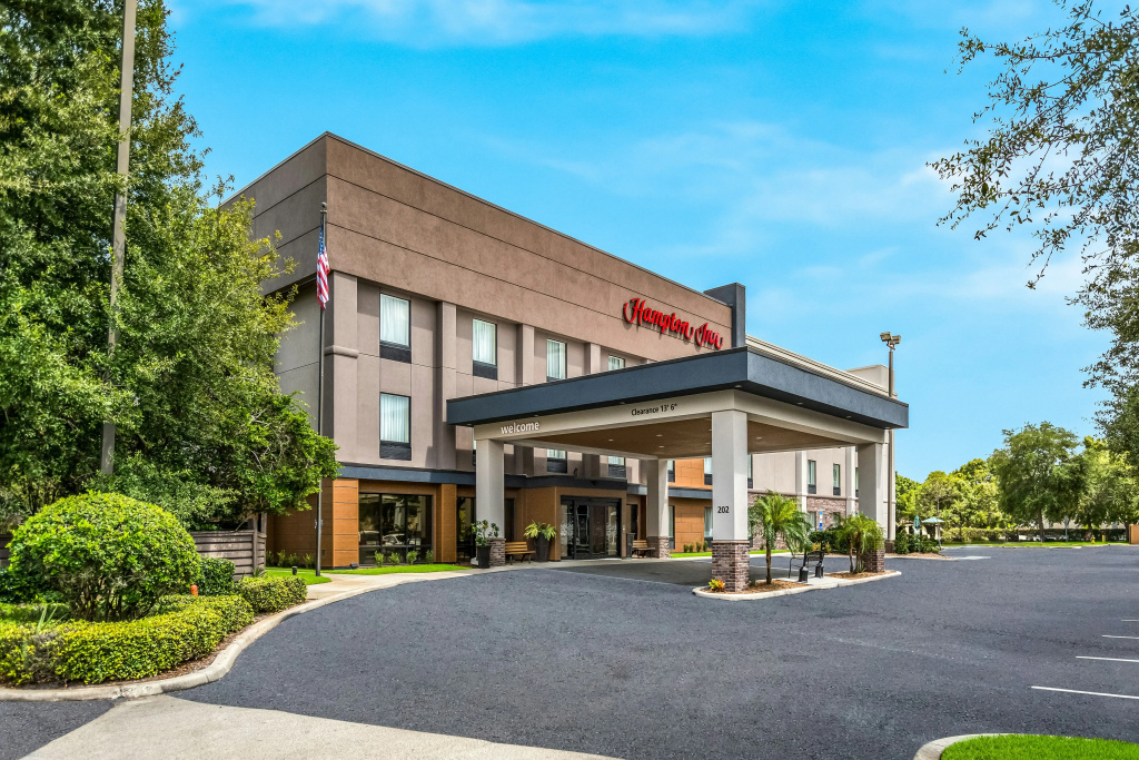 photo 1 of Hampton Inn Winter Haven