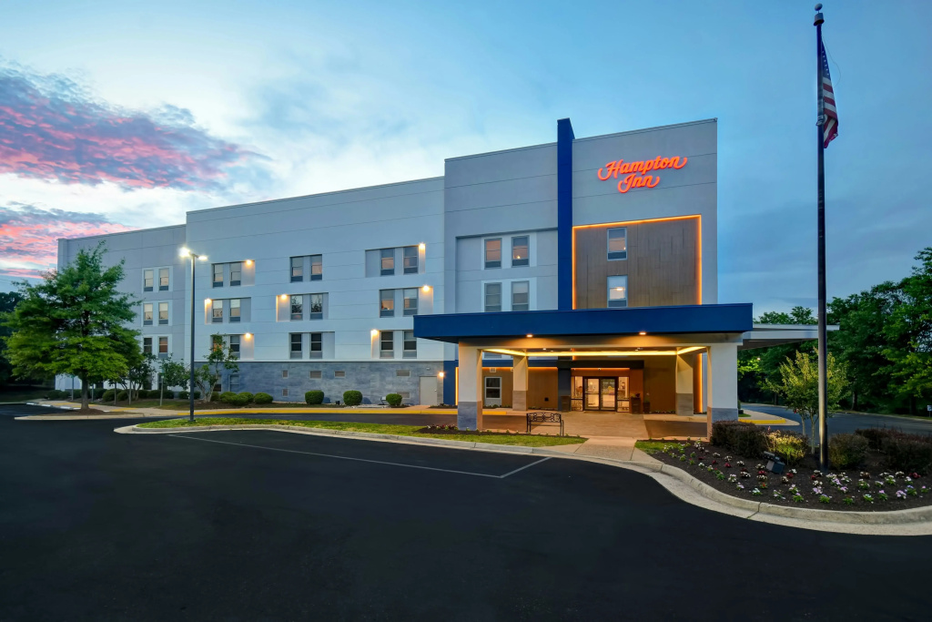 photo 1 of Hampton Inn Potomac Mills/Woodbridge