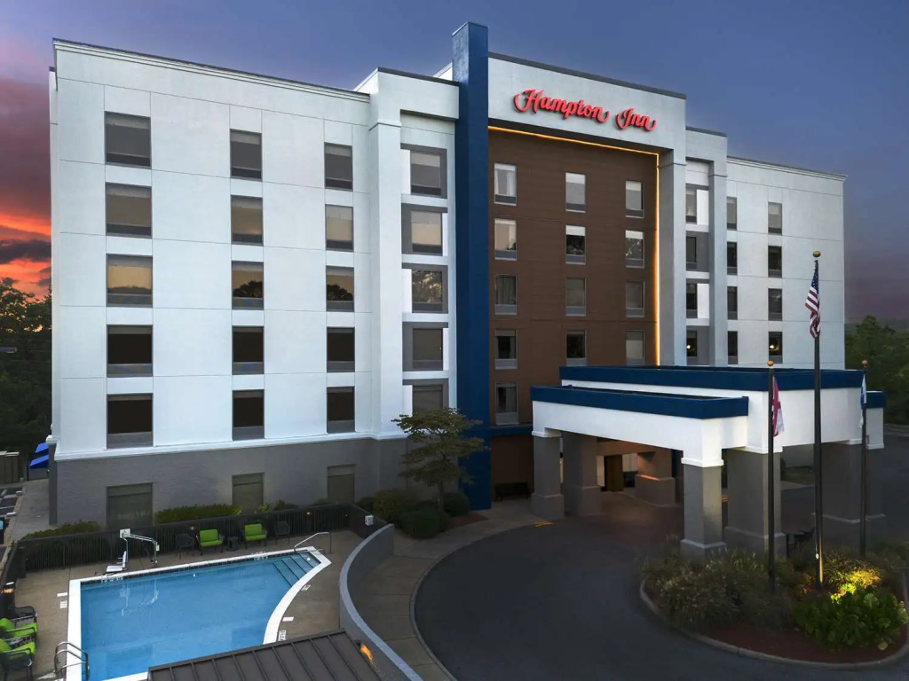 photo 1 of Hampton Inn Birmingham I-65/Lakeshore Drive