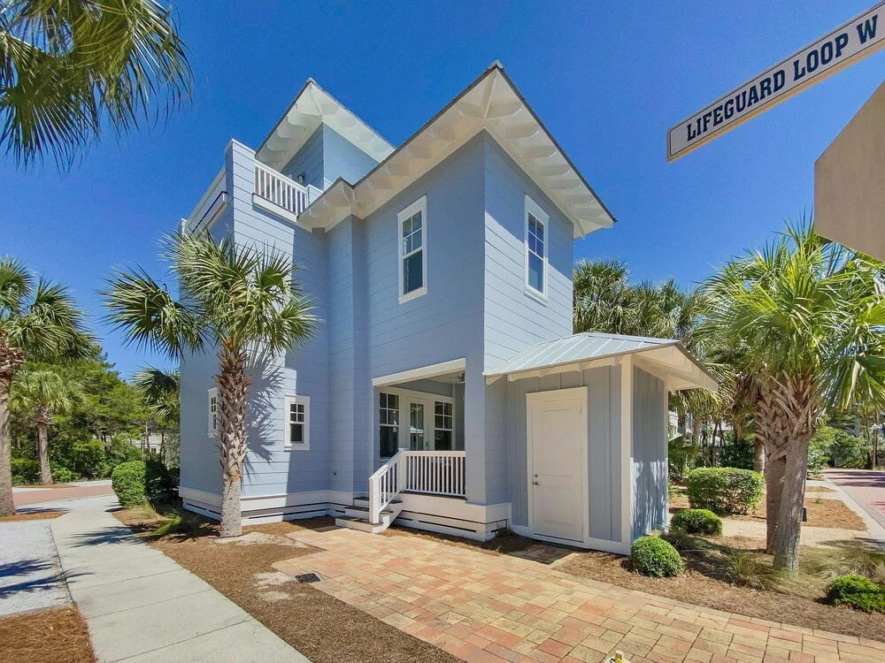 photo 1 of Happy House 4 Bedroom Home by Redawning