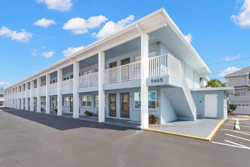 photo 1 of Harbor House 37