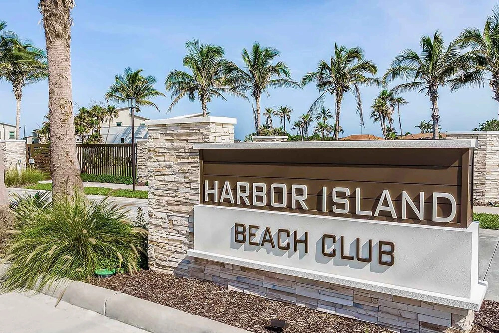 photo 1 of Harbor Island Beach Club by Villatel