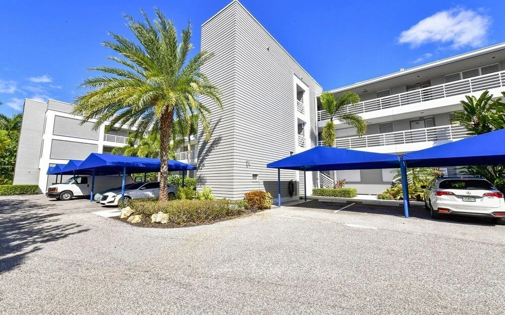photo 1 of Harbor Villa Club 305