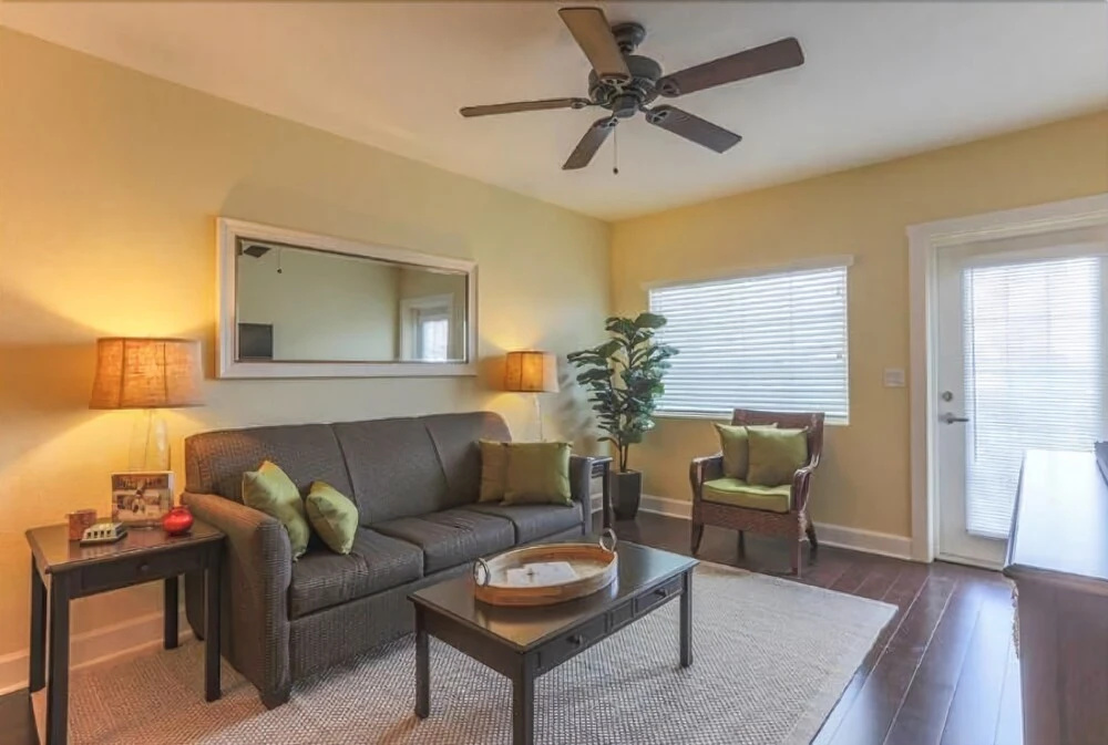 photo 1 of Harbour Club Condos