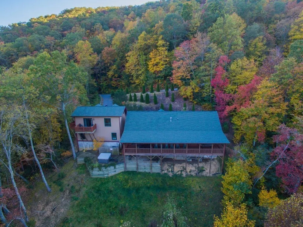photo 1 of Harmony Hill - 5 Br Cabin