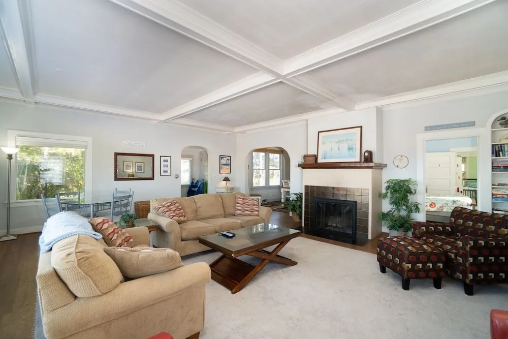 photo 1 of Harris Hideaway 5 Bedroom Home