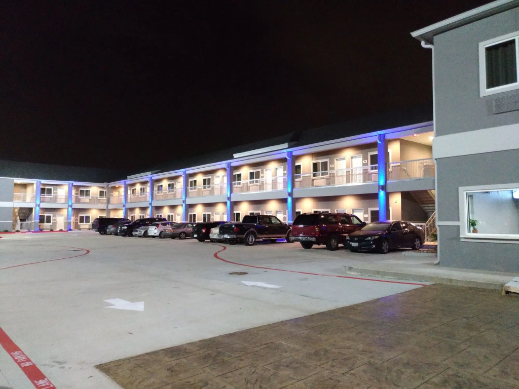 photo 1 of Haven Inn & Suites Downtown Houston