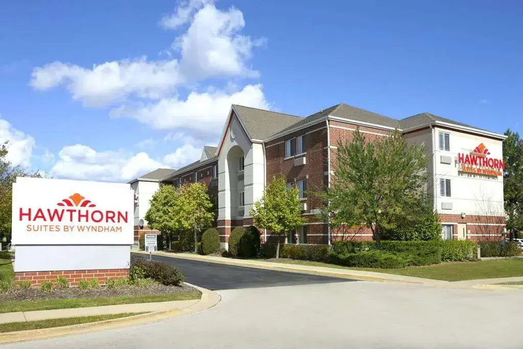photo 1 of Hawthorn Suites by Wyndham Chicago Schaumburg