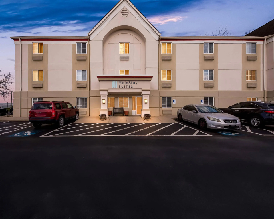 photo 1 of MainStay Suites Cincinnati Blue Ash