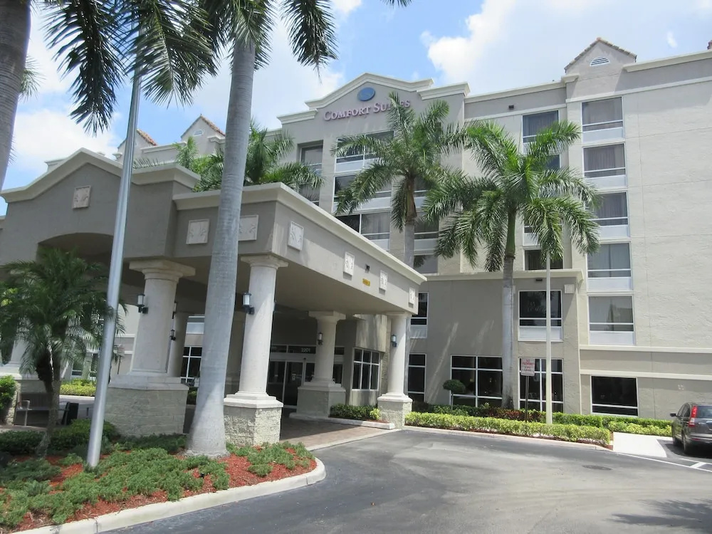 photo 1 of Hawthorn Suites By Wyndham