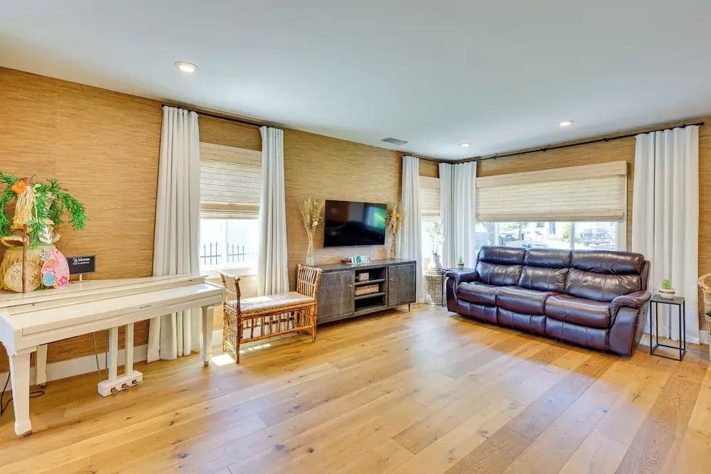 photo 1 of Hawthorne Home w/ Covered Patio & Basketball Court