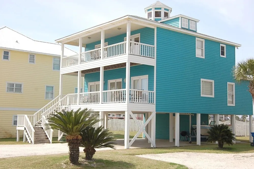 photo 1 of Hayley House Beachside 12 - Four Bedroom Vacation Home