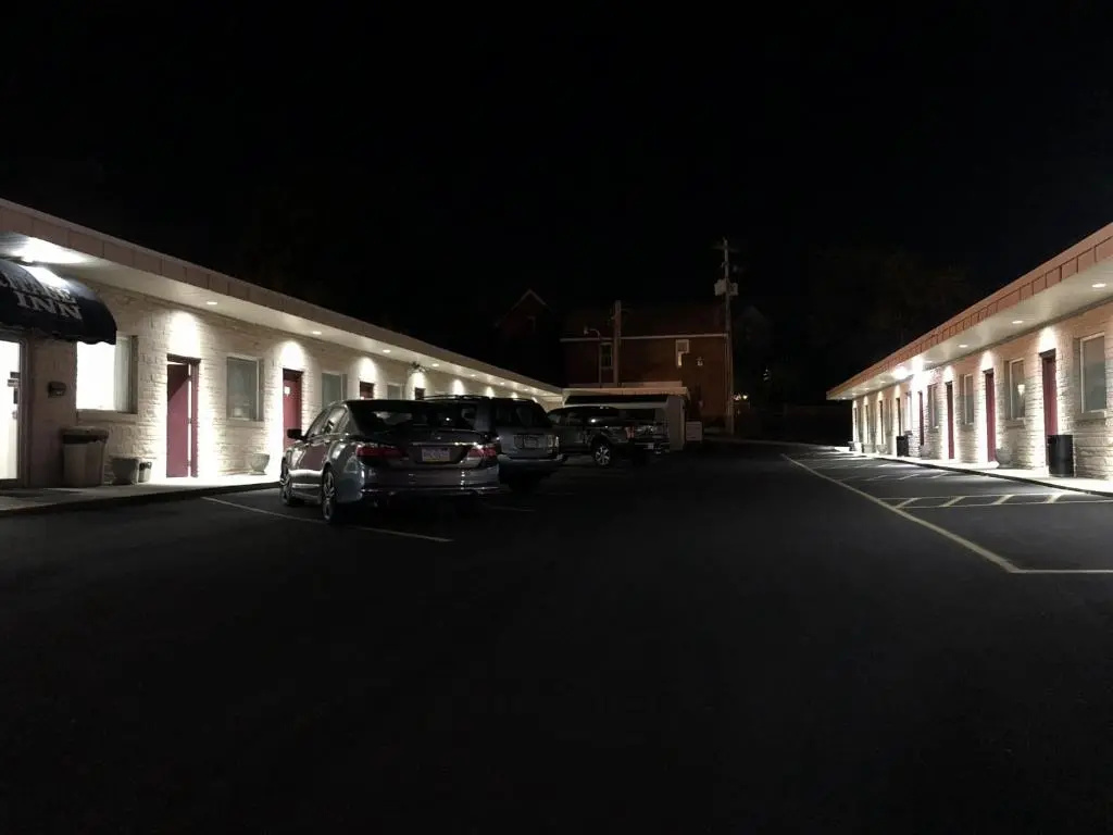 photo 1 of Heritage Inn