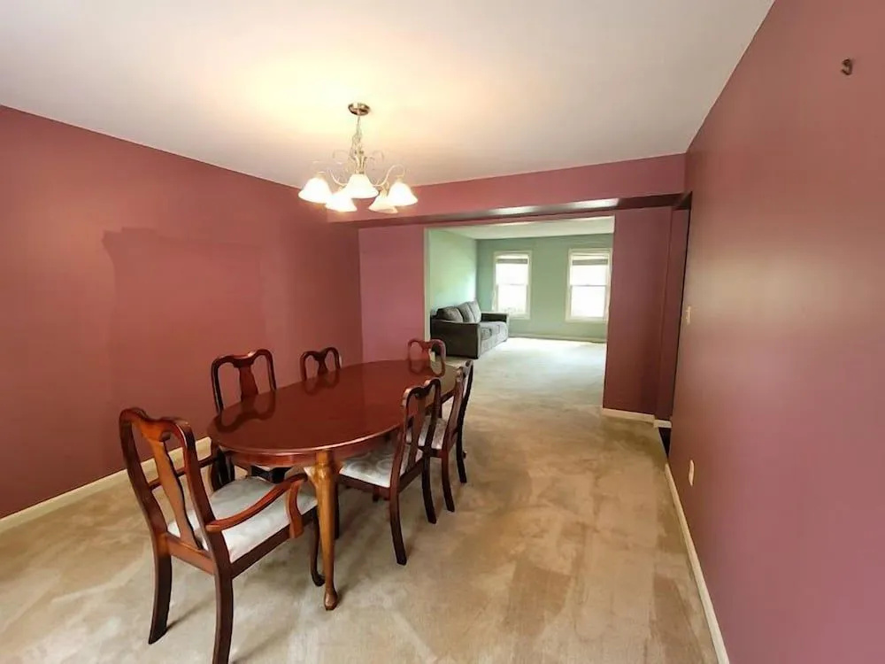 photo 1 of Hetten Manor