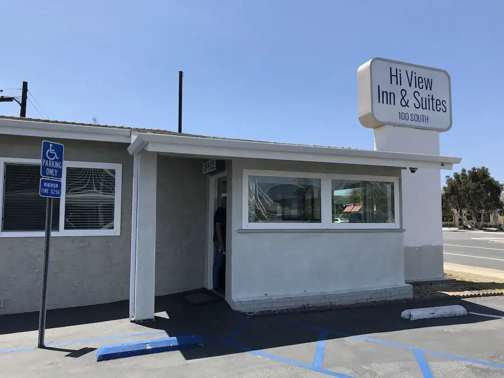photo 1 of Hi View Inn & Suites