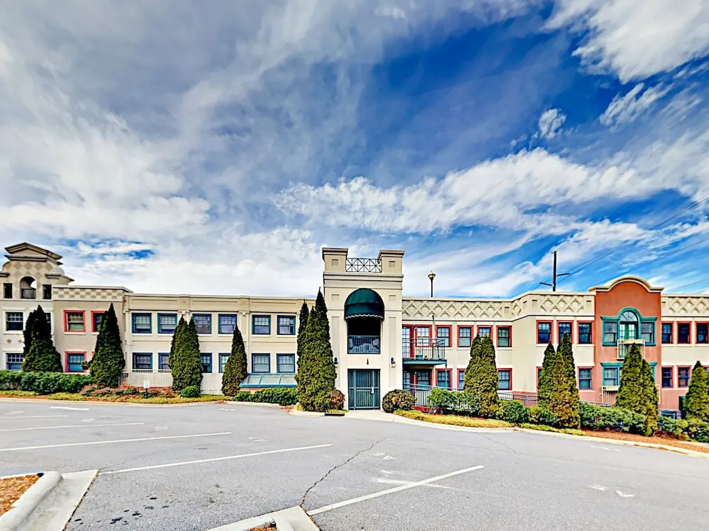 photo 1 of Hiawassee Condo Unit #w203 1 Bedroom 1 Bathroom Condo