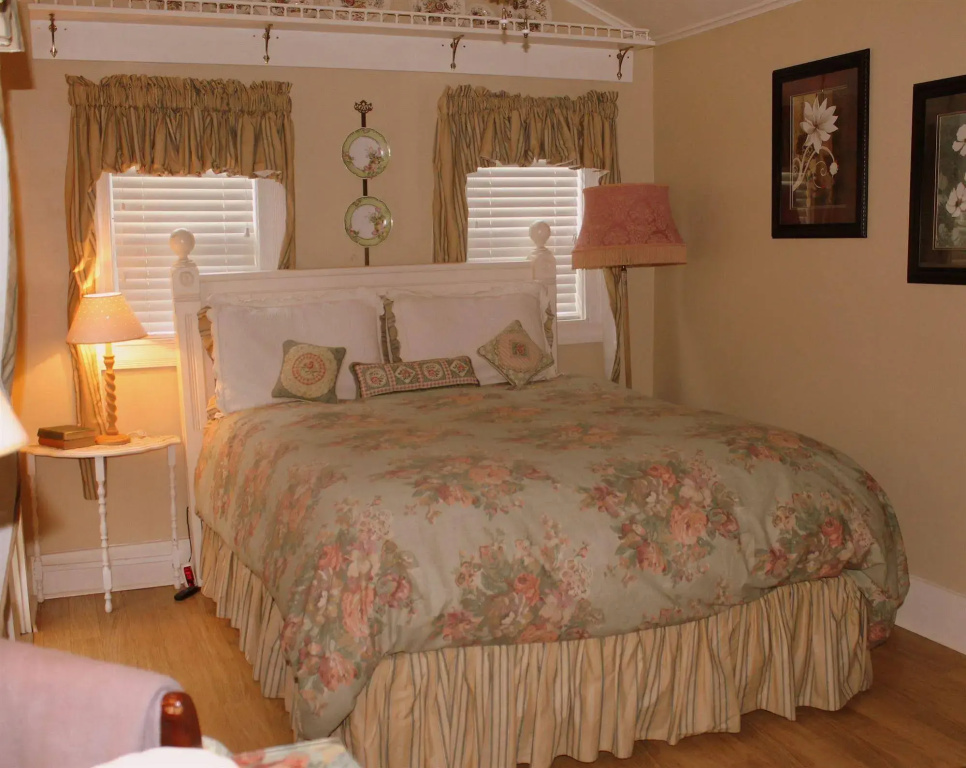 photo 1 of Hidden Springs Bed & Breakfast