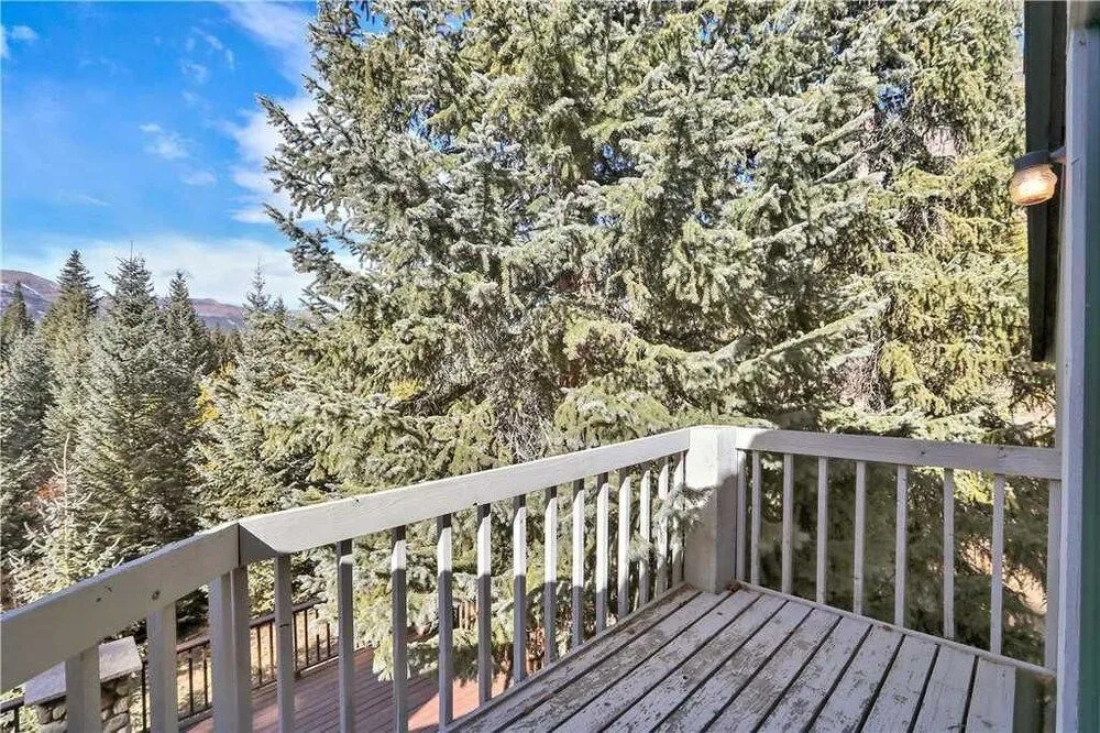 photo 1 of Hideaway Cabin House