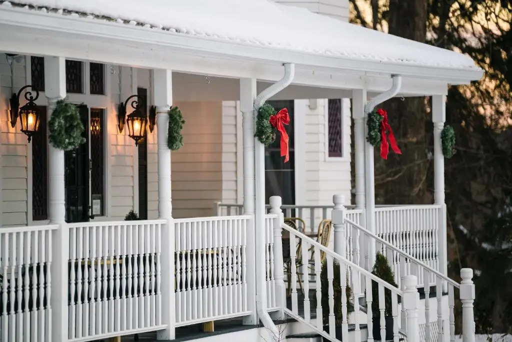photo 1 of Hideaway Inn Lenox
