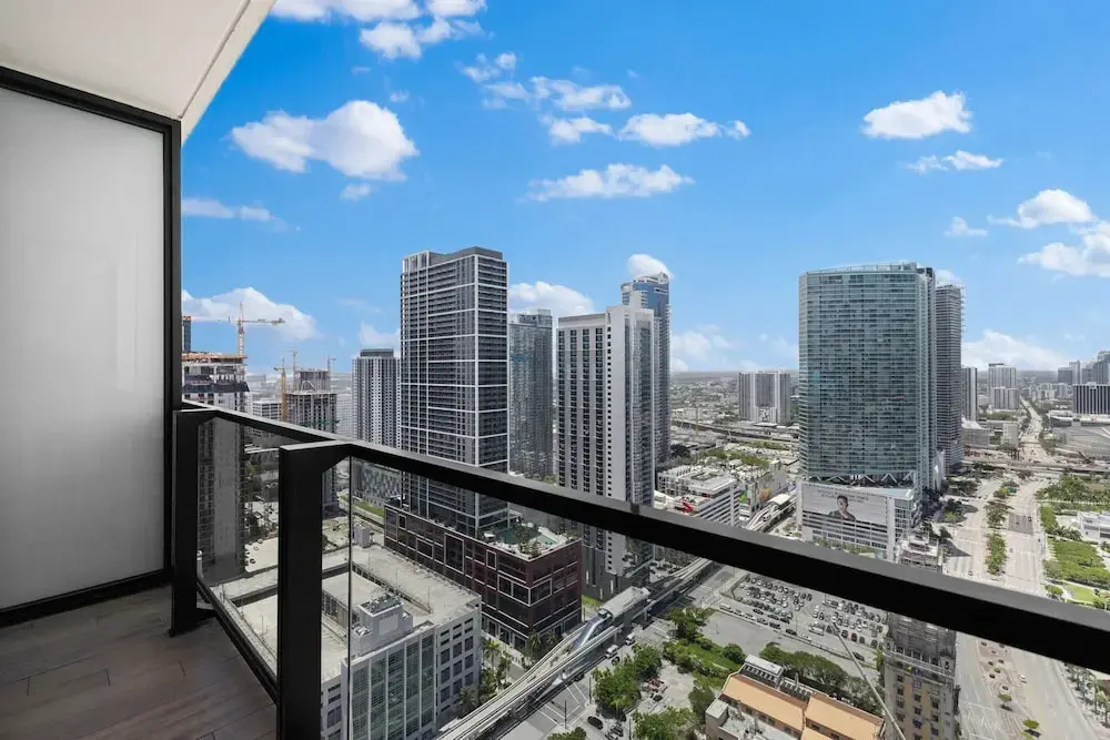 photo 1 of High-Floor Studio with Incredible Views