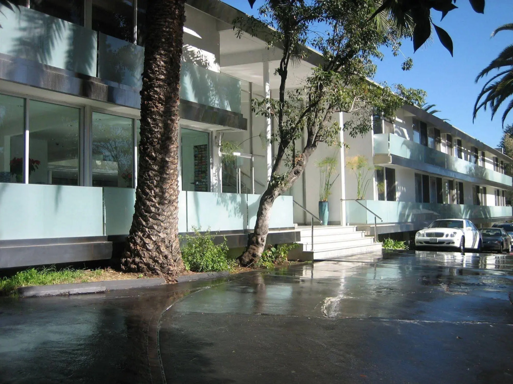 photo 1 of Highland Gardens Hotel