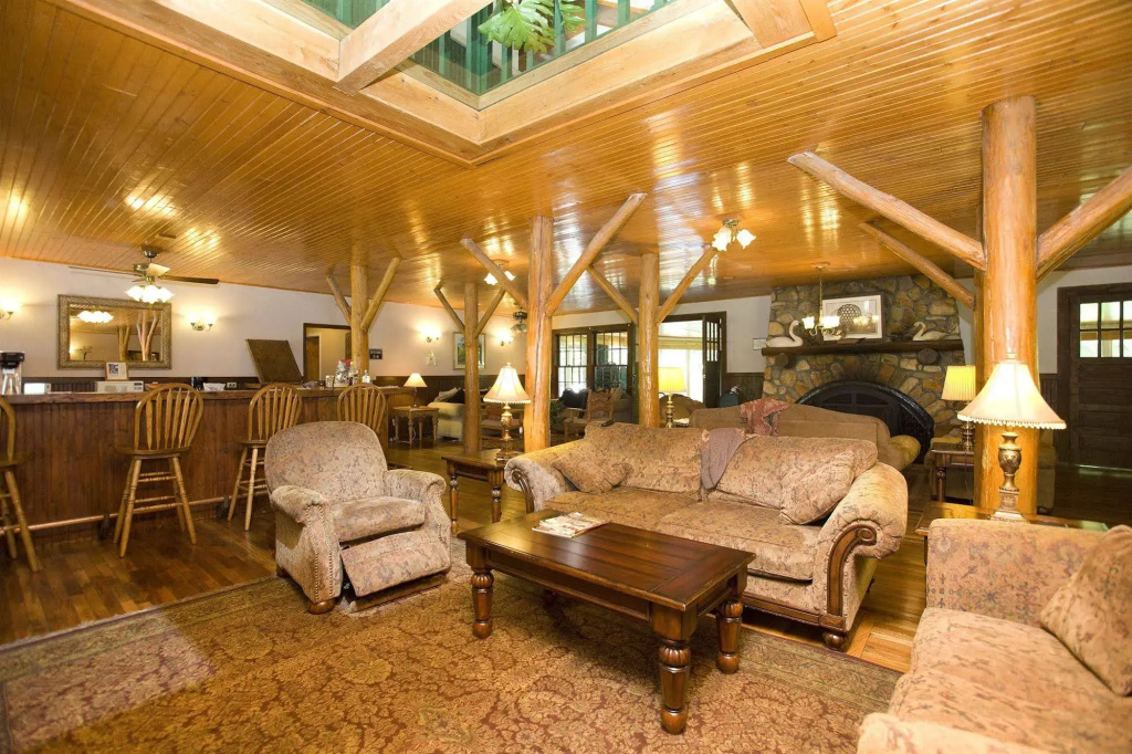 photo 1 of Highland Lake Inn & Resort