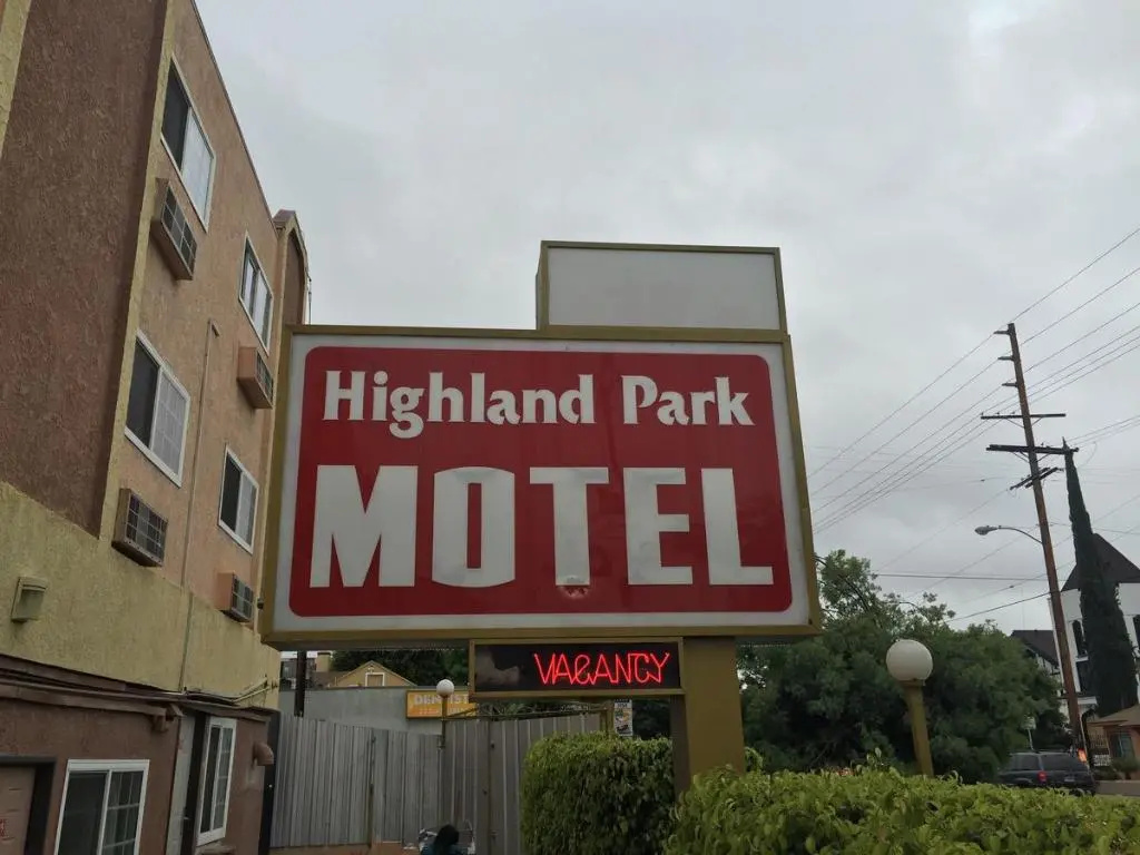 photo 1 of Highland Park Motel