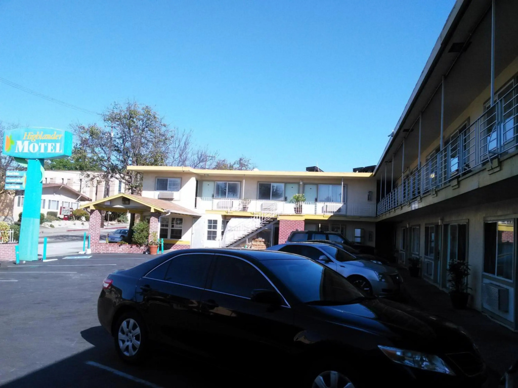 photo 1 of Highlander Motel