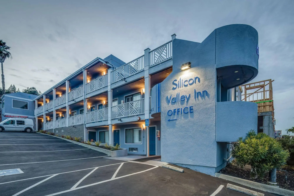 photo 1 of Silicon Valley Inn