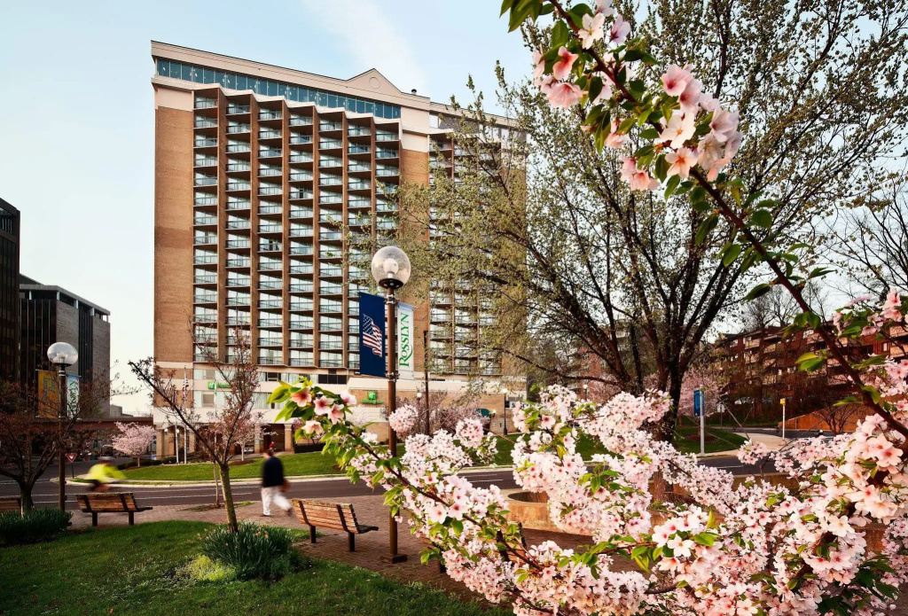 photo 1 of Hilton Arlington Rosslyn The Key