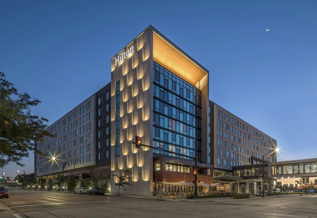 photo 1 of Hilton Des Moines Downtown