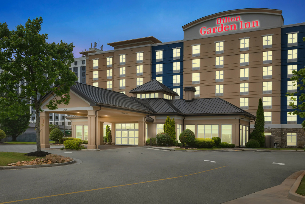 photo 1 of Hilton Garden Inn Atlanta Airport North