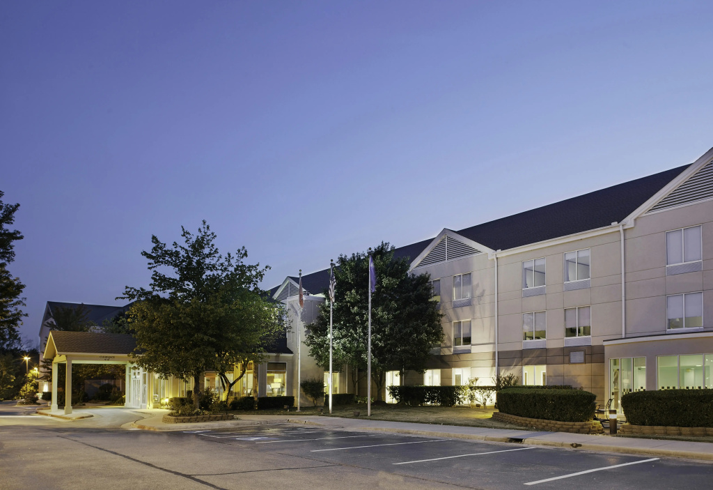 photo 1 of Hilton Garden Inn Bentonville Rogers