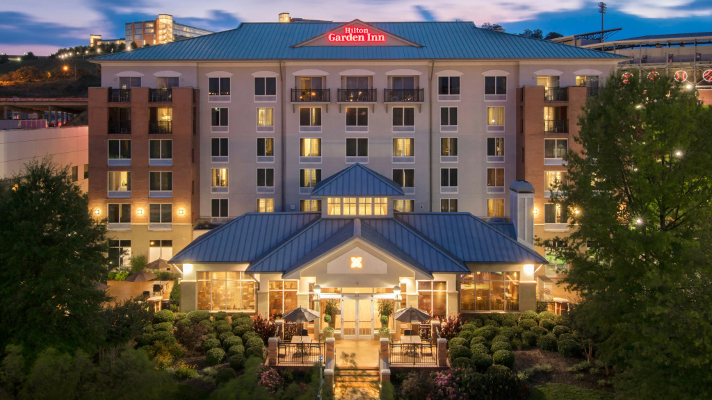 photo 1 of Hilton Garden Inn Chattanooga Downtown
