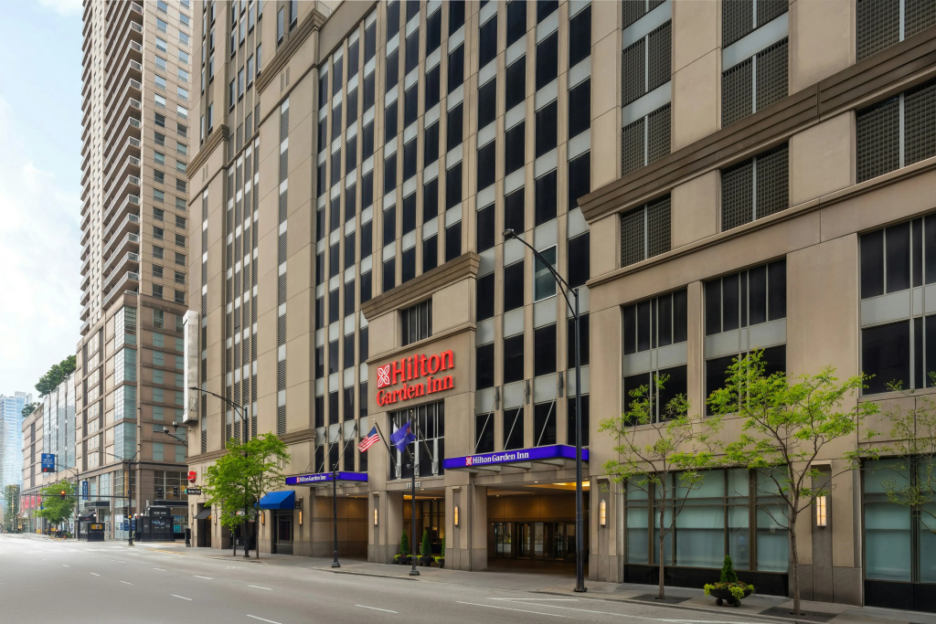 photo 1 of Hilton Garden Inn Chicago Downtown/Magnificent Mile