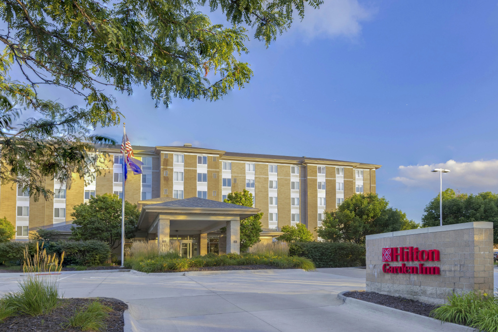 photo 1 of Hilton Garden Inn Des Moines/Urbandale