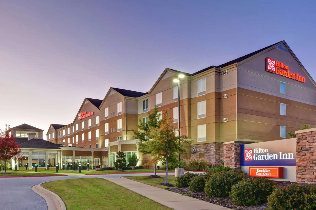 photo 1 of Hilton Garden Inn Fayettevile
