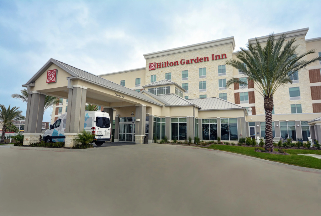 photo 1 of Hilton Garden Inn Houston Hobby Airport, TX