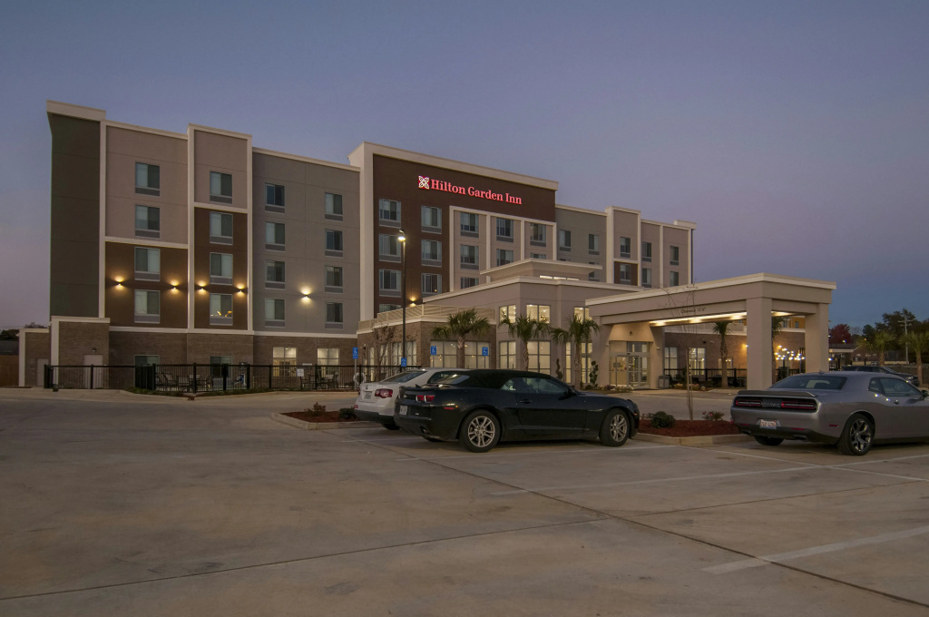 photo 1 of Hilton Garden Inn Jackson/Clinton