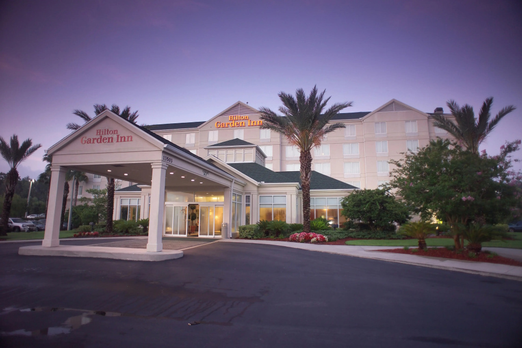 photo 1 of Hilton Garden Inn Jacksonville Airport