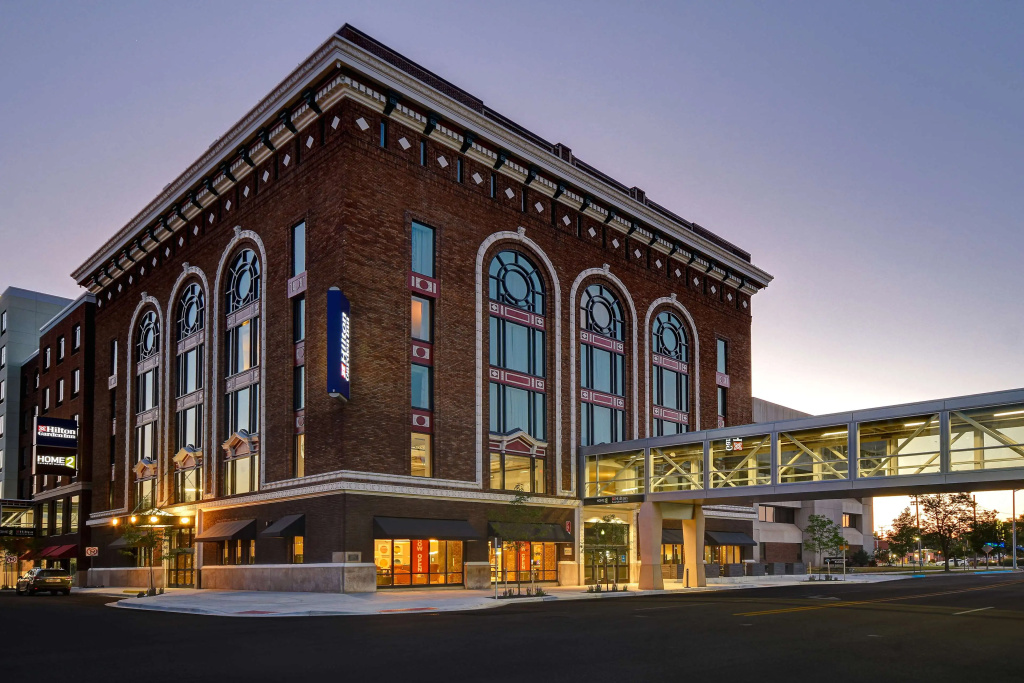 photo 1 of Hilton Garden Inn Kalamazoo