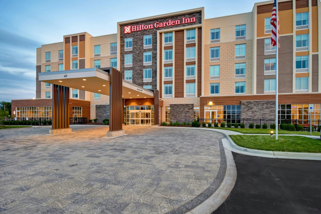 photo 1 of Hilton Garden Inn Lansing West