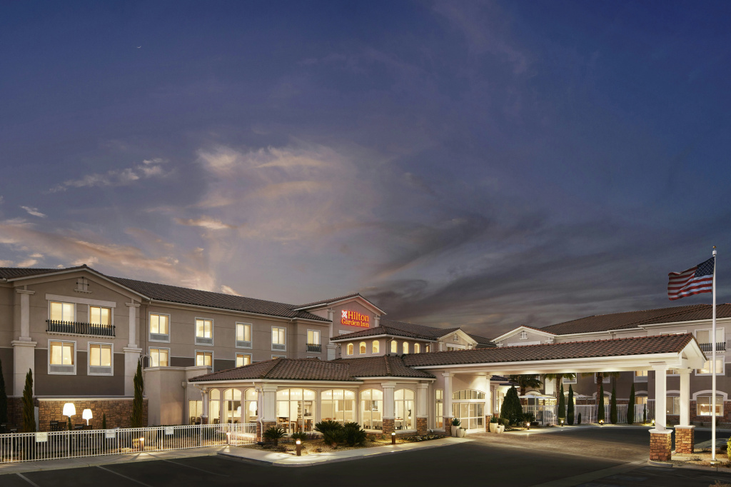 photo 1 of Hilton Garden Inn Las Vegas/Henderson