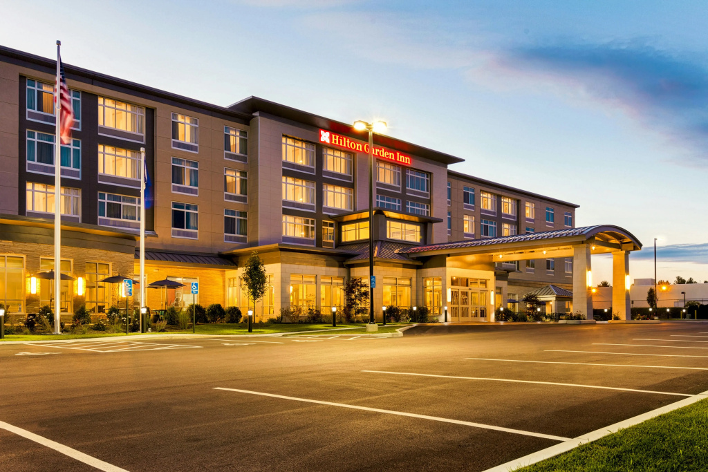 photo 1 of Hilton Garden Inn Lenox Pittsfield