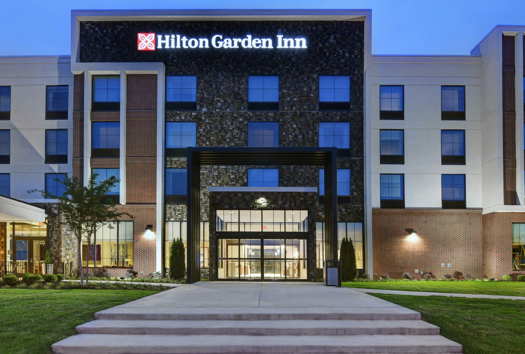 photo 1 of Hilton Garden Inn Madison Huntsville Airport